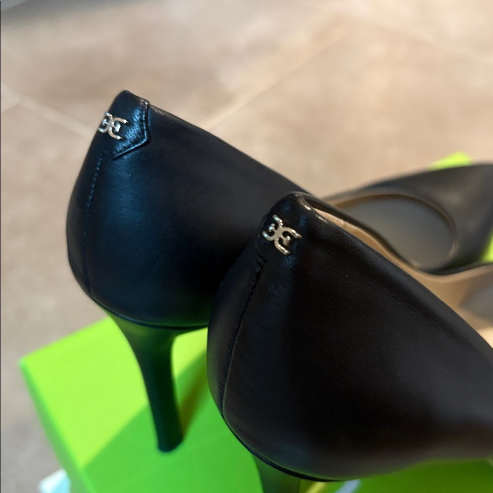 NIB Sam Edelman Hazel Black Leather Heels - Picture 12 of 12